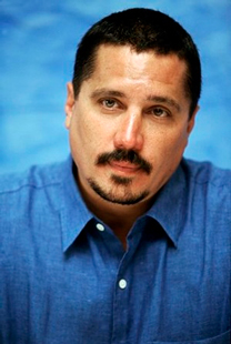 Роб Боумен (Rob Bowman)